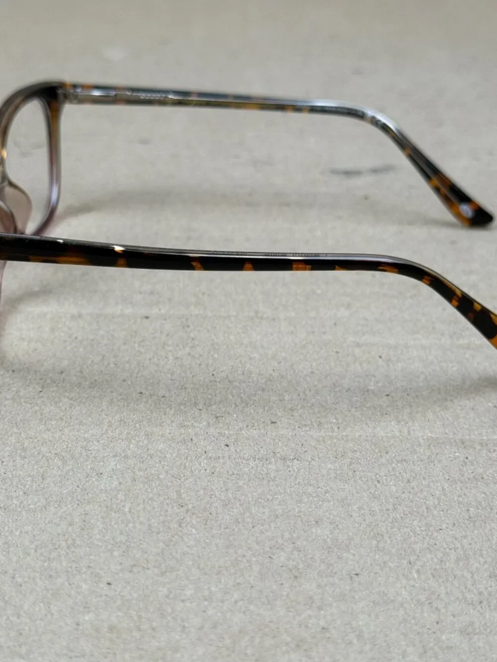 Sofia Vergara x Foster Grant Teresa Reading Glasses +1.75 Tortoise Red Fade